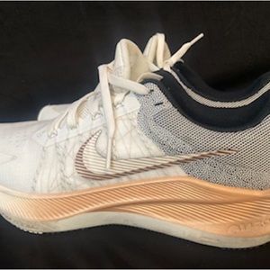 womans nike 8.5 gold and black and white NIKE SHOES